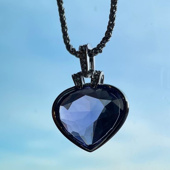 Swarovksi Oceanic Tanzanite Crystal Heart Necklace NWT - Picture 7 of 14